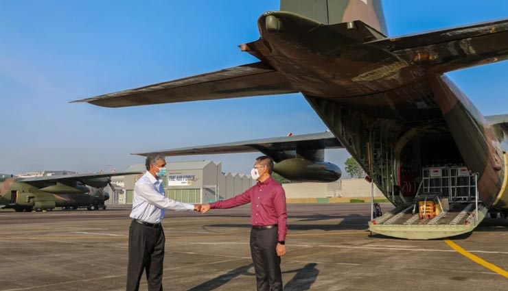 सिंगापुर ने दिखाई भारत के साथ दोस्ती, रवाना किए ऑक्सीजन से भरे दो विमान