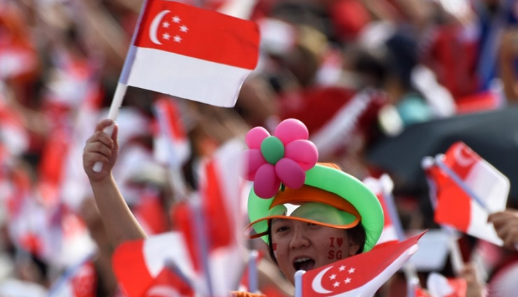 इन 8 देशों की यात्रा करने से पहले जान लें यहां के अनोखे कानून, बन सकते हैं परेशानी का कारण unique laws,countries unique laws,travel,travel guide,travel tips