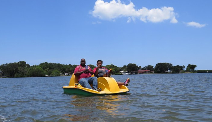 must try water sports in singapore,holiday,travel,tourism