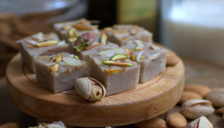 Chaitra Navratri Festival 2018- Recipe of Singhare ki Namkeen Burfi