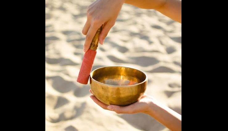 vastu tips for singing bowl,singing bowl,singing bowl for positive energy,astrology tips