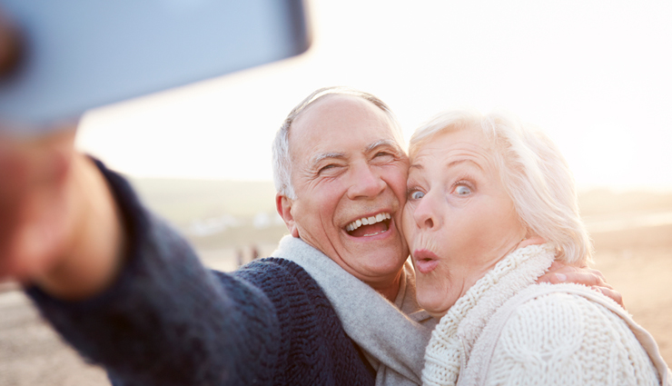 tips to get back into the dating game when you are 50 and single again,mates and me,relationship tips