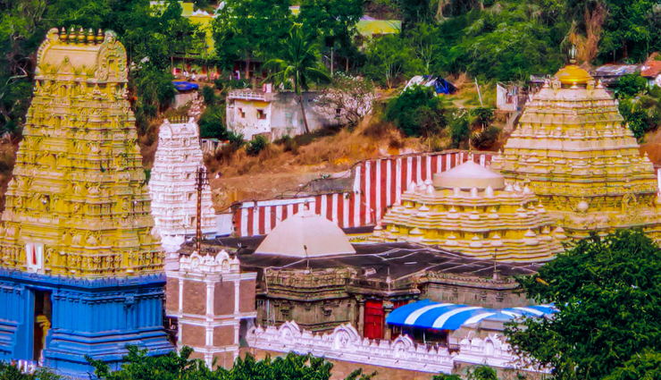 आंध्रप्रदेश के ये मंदिर पेश करते हैं वास्तुकला का शानदार नजारा, एक बार जरूर जाएं यहां temples in andhra pradesh,famous andhra pradesh temples,popular religious places andhra pradesh,top temples to visit in andhra pradesh,historic temples of andhra pradesh,temple tourism andhra pradesh,ancient temples andhra pradesh,spiritual destinations andhra pradesh,andhra pradesh temple tour,must-see temples in andhra pradesh