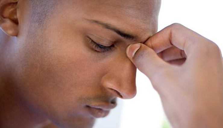 headache,types of headache,symptoms of headache,cold,running nose,muscle stiffness,fever,diarrhea,stomach pain,nausea,Health,Health tips