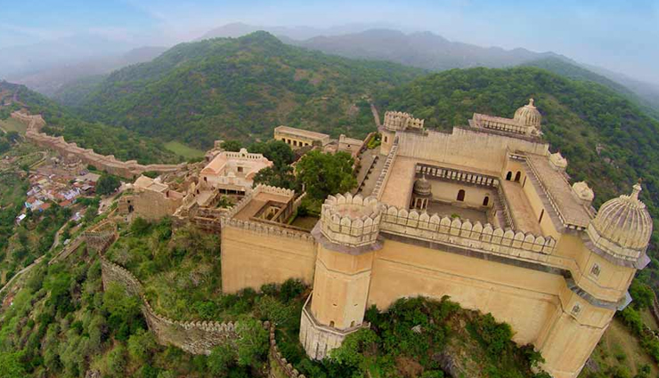 must visit sites in india,india,must visit places in india,hill forts of rajasthan,ajanta and ellora caves,nubra valley,varanasi,the great rann of kutch,majuli,taj-ul masajid,living root bridges of meghalaya,thanumalayan temple,the khajuraho group of monuments