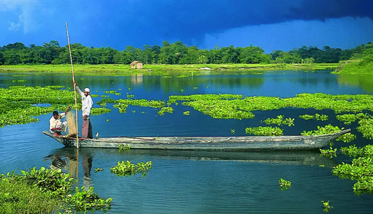 must visit sites in india,india,must visit places in india,hill forts of rajasthan,ajanta and ellora caves,nubra valley,varanasi,the great rann of kutch,majuli,taj-ul masajid,living root bridges of meghalaya,thanumalayan temple,the khajuraho group of monuments