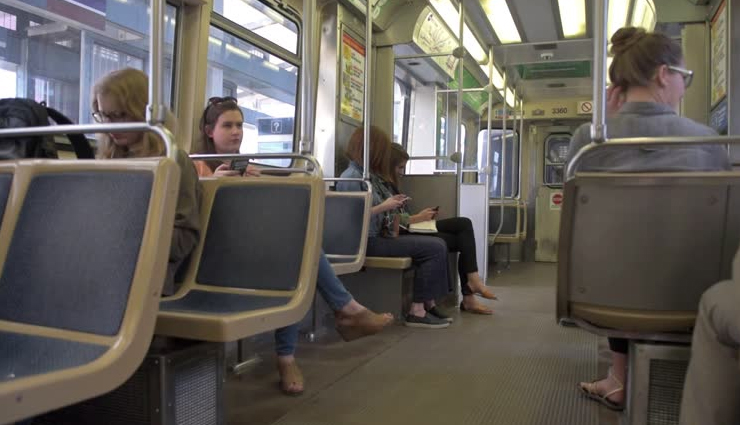 5 types of people we meet while traveling in bus,people we cross in bus,different kinds of people in bus