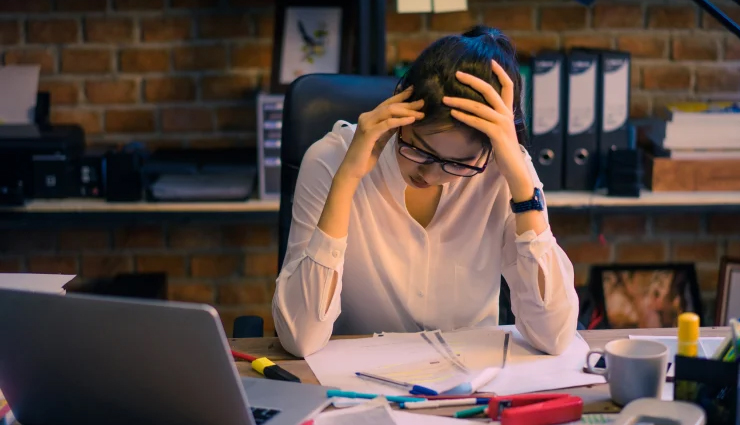 silent walking for mindfulness,art of walking meditation,inner peace through silent walking,mindful walking practice,walking meditation benefits,silent walking techniques,cultivating inner calm with silent walking,mindful steps towards inner peace,silent walking for mental clarity,harnessing tranquility through walking meditation,mindful walking practices for stress relief