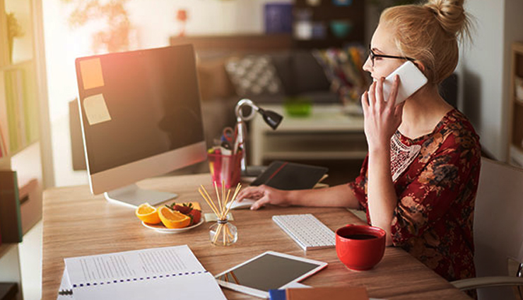 देर तक कुर्सी पर बैठकर काम करना पहुंचा सकता है अस्पताल के बेड पर, हो सकती हैं ये बीमारियां risks of prolonged sitting,health effects of sedentary work,sitting-related health problems,impact of extended sitting on health,dangers of sitting for long hours,sedentary lifestyle and health risks,sitting-induced diseases,consequences of prolonged sitting,sitting at work and health concerns,health hazards of prolonged sitting