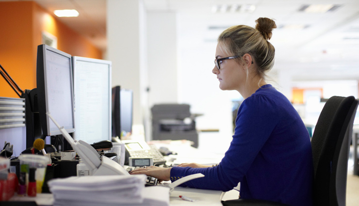 professional life obstacles,women siting posture,astrology tips