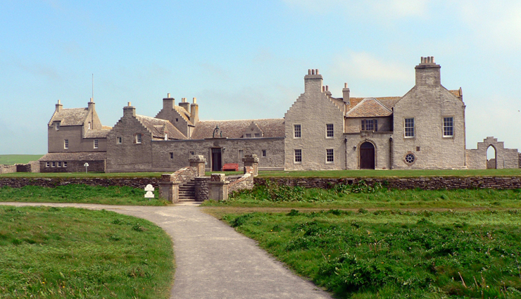 scotland,haunted places to visit in scotland,greyfriars kirkyard,culzean castle,culloden moor,skaill house,stirling castle,holidays,travel,travel guide,travel tips