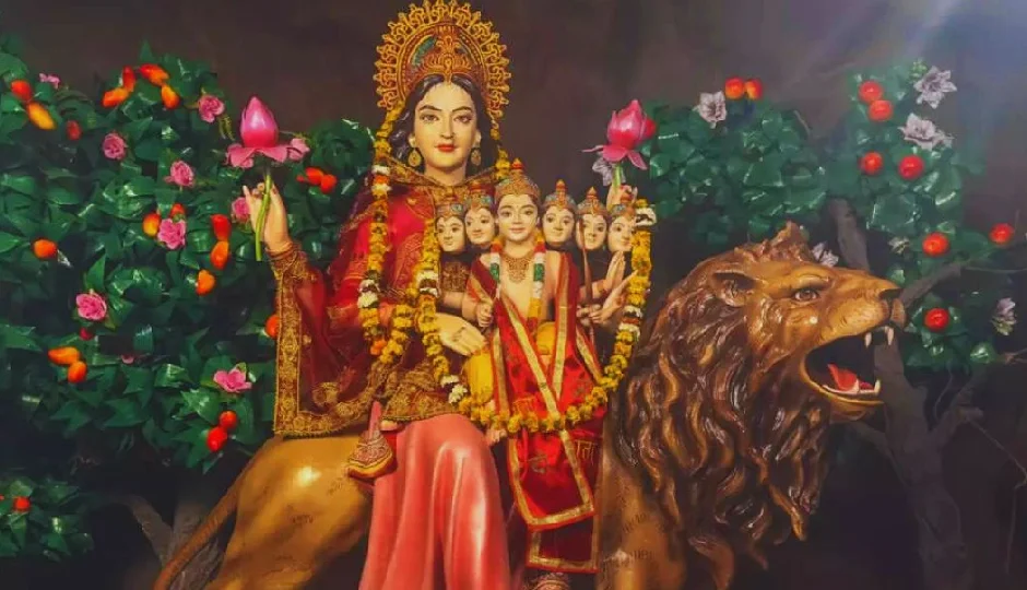 Shardiya Navratri 2025: पांचवें दिन मां स्कंदमाता की पूजा, जानें शुभ मुहूर्त और प्रिय भोग