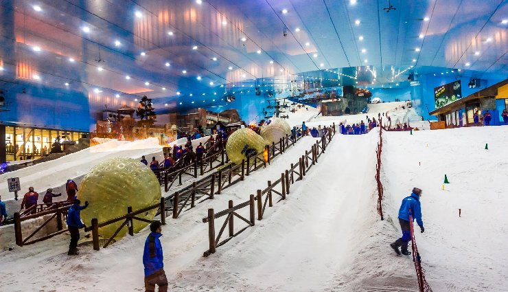 places to visit in dubai,best tourist attractions in dubai,burj khalifa visit,dubai aquarium & underwater zoo,dubai mall shopping,dubai desert safari,dubai frame tickets,ski dubai activities,dubai gold souks shopping,dubai fountain show,img worlds of adventure,xline dubai zipline