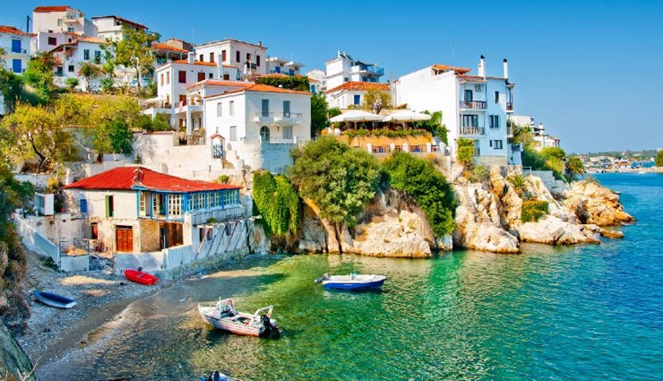 family-friendly greek islands,best greek islands for families,greek island vacations with kids,family travel in greece,kid-friendly greek islands,greek islands for family holidays,family adventures in greece,greek island getaway for families,greece with children,exploring greek islands with kids,family-friendly activities in greece,greek island hopping for families,greek island beach vacations for families,planning a family trip to greek islands,family-friendly resorts in greece