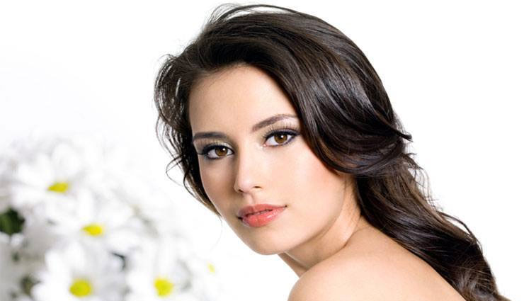 3 Homemade Glowing Skin Face Packs With Natural Ingredients