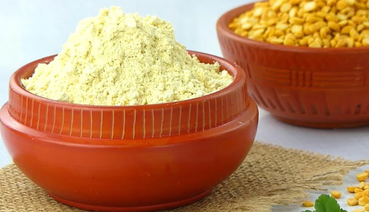 सर्दियों में पाना चाहते हैं चांद जैसी खूबसूरती, आजमाए ये घरेलू फेसपैक want to get beauty like moon in winter,try this home face pack,beauty tips,beauty hacks,skin care tips,skin beauty,beauty tips in hindi,winter care tips,face mask for winter