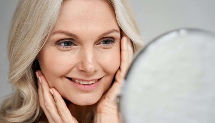 early skin aging causes,reasons for premature aging,skin aging factors,signs of early aging,premature wrinkles causes,how to prevent early skin aging,lifestyle habits causing wrinkles,skincare for aging skin,anti-aging tips,environmental factors aging skin