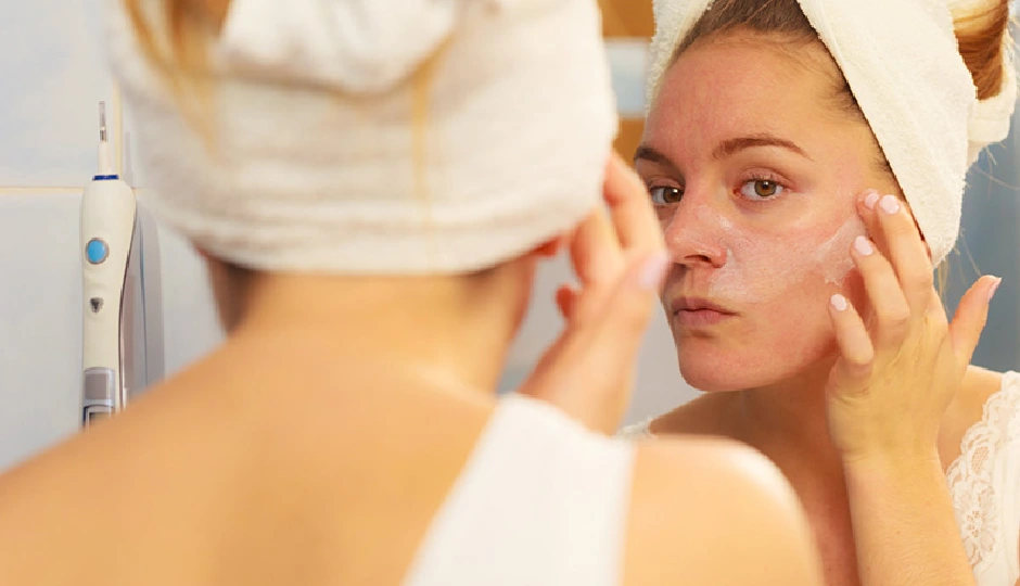 घर पर हटाएं पिगमेंटेशन और दाग-धब्बे, वो भी बिना केमिकल्स – अपनाएं ये नेचुरल स्किन केयर उपाय