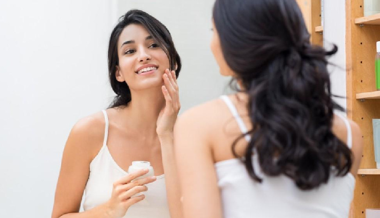 benefits of argan oil for skin,benefits of argan oil for hair,argan oil skin moisturizer,argan oil for anti-aging,argan oil healing properties,argan oil for dry skin,argan oil hair conditioner,argan oil for hair growth,argan oil reduces hair fall,argan oil for frizz control,argan oil for scalp health,argan oil heat protectant