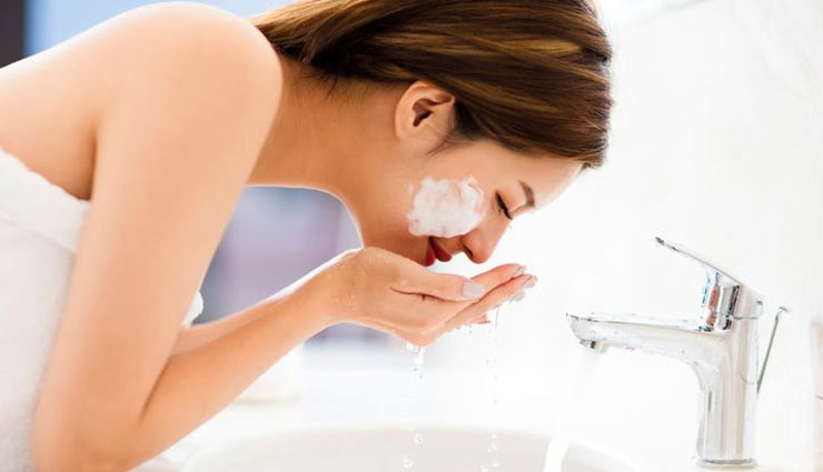 skin cleansing tips,cleaning skin,skin care tips,beauty tips,make up removal tips