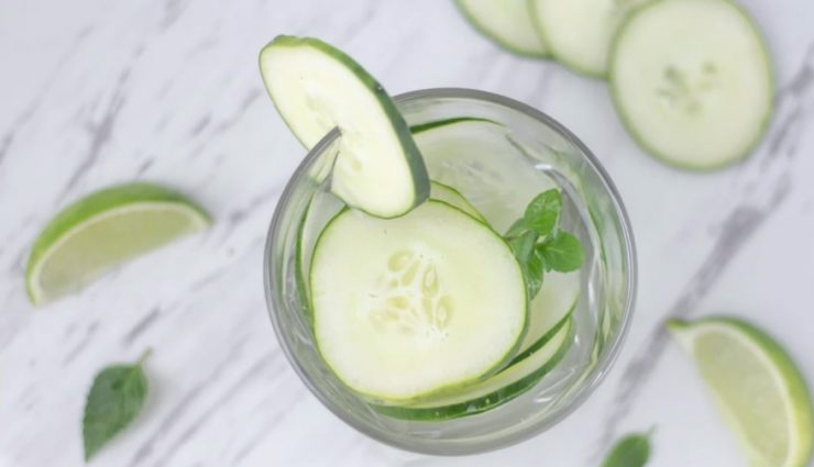 homemade skin toners,skin toners to get glowing skin,skin toners,beauty tips,beauty hacks,natural skin toners