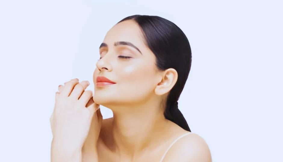 8 DIY Ways For Skin Whitening