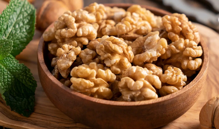 diy scrubs to try this winters for dry skin,beauty tips,beauty hacks