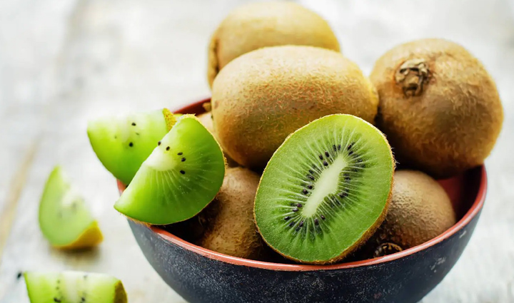 diy fruits face pack to get glowing and healthy skin,beauty tips,beauty hacks