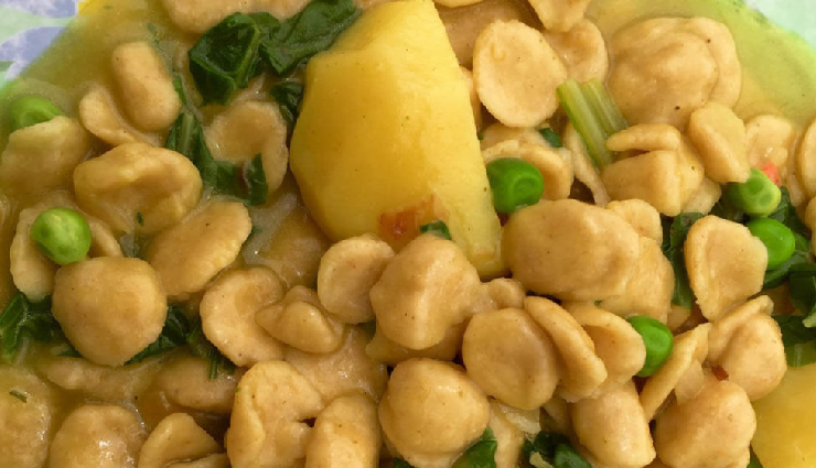 taste the essence of ladakh culinary wonders,unveiling ladakh mouthwatering local dishes,dive into ladakh authentic food experiences,savor the unique flavors of ladakhi cuisine,discovering ladakh hidden gastronomic treasures,delight in ladakh traditional flavors,exploring ladakh popular and savory dishes,indulge in ladakh culinary heritage,enjoying the diverse tastes of ladakh,unforgettable food adventures in ladakh