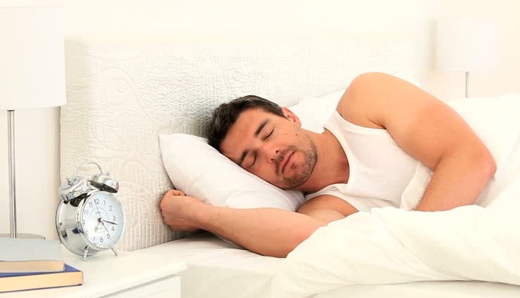 शोध : नींद कि कमी पुरुषों के लिए हो सकती है खतरनाक, कम उम्र में हो सकता है हार्ट अटैक