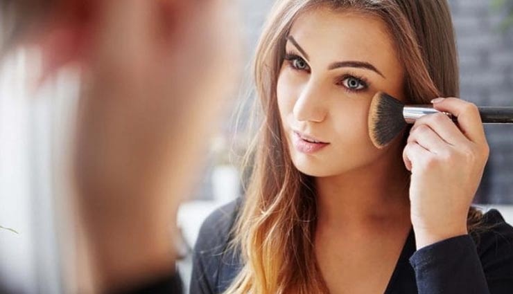 make up tips,tips to hide sleep deprived eyes,eye make up tips,beauty tips,skin care tips