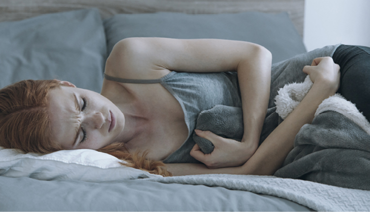 contact lenses,mistakes while using contact lenses,eyes care tips,what can go wrong with contact lenses,contact lenses care tips,healthy living