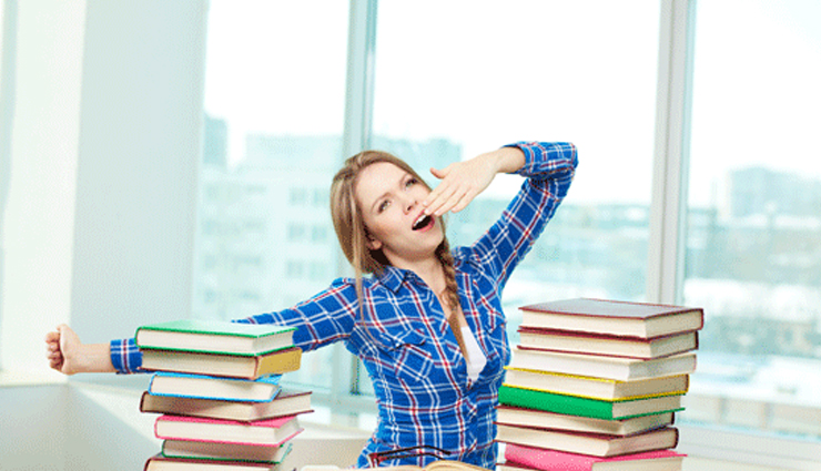 5 Make Up Tips To Help You Hide Sleep Deprived Eyes