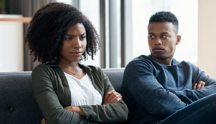 8 Subtle Signs of a Slow Moving Relationship