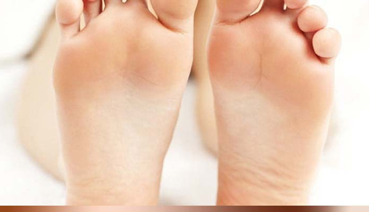 astrology,astro tips about foot,to know the behavior a person through the shape of foot