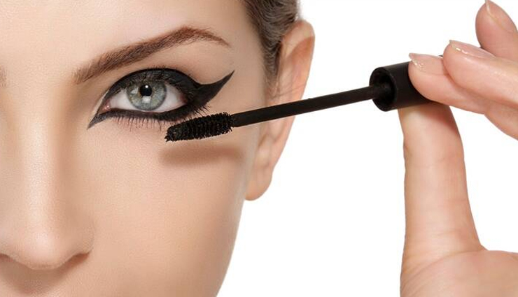 small eyes,makeup tips for small eyes,beauty tips,makeup tips