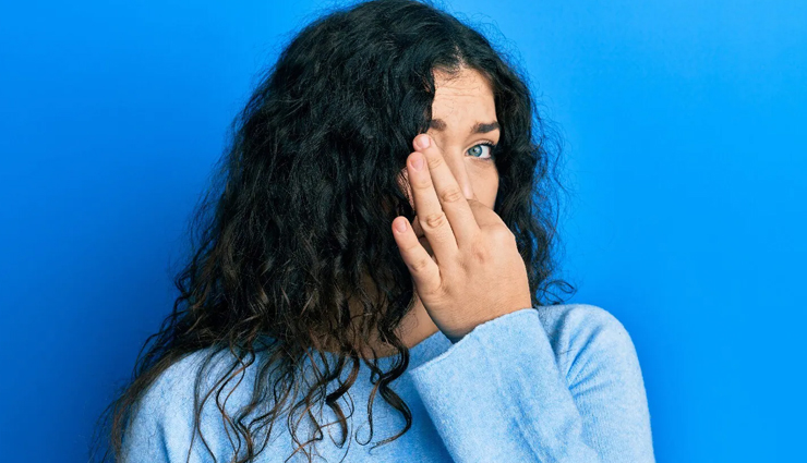 5 Must Try Remedies To Get Rid of Smelly Hair At Home