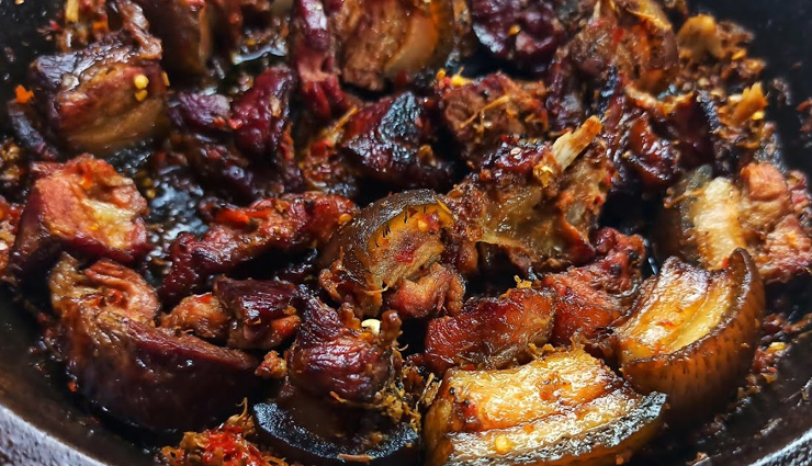 north-east indian dishes,must-try north-east cuisine,best dishes in north-east india,north-east india food guide,popular north-east indian food,traditional north-east recipes,famous north-east indian dishes,north-east indian culinary delights,north-east indian street food,authentic north-east indian meals