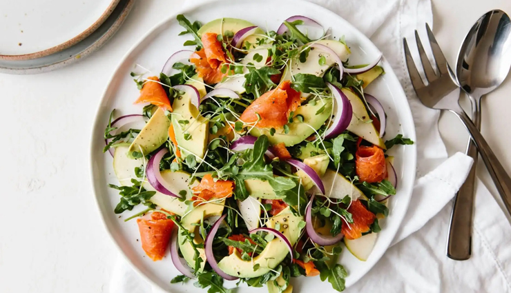 smoked salmon,avocado and arugula salad,hunger  struck,recipe,food