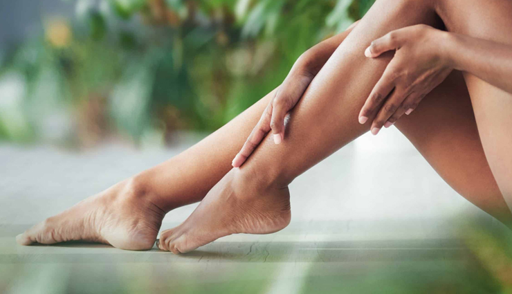 5 Natural Moisturizers For Smooth Legs