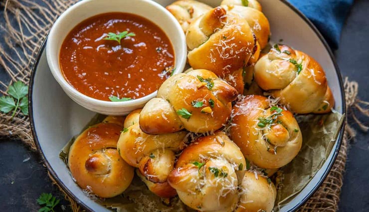 snack vegan garlic knots,food,easy recipe