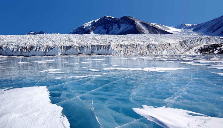 most cold places on earth,most chilled places on earth,oymyakon,russia,north ice,greenland,eismitte,greenland,snag,yukon,canada