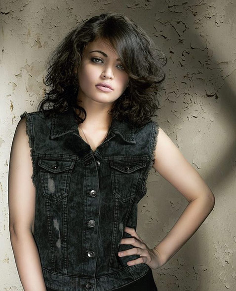 स्नेहा उल्लाल की वापसी, फिल्मों में नहीं अपितु डिजिटल प्लेटफार्म पर आएंगी नजर bollywood,sneha ullal,Salman Khan