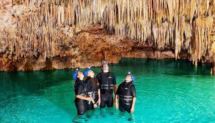 snorkeling sites,snorkeling sites in the world,churchill,manitoba,canada,belugas,mayan riviera,mexico,cenotes,rock islands,palau,jellyfish lake,grenada,west indies,underwater museum,campbell river,british columbia,canada,salmon