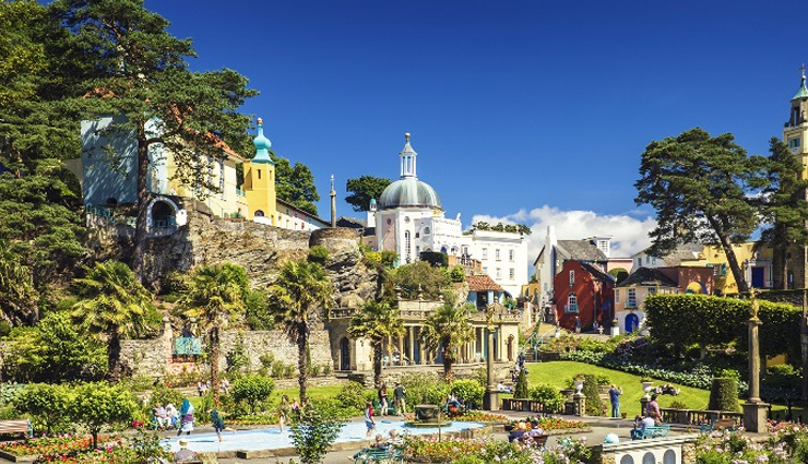 snowdonia,places to visit in snowdonia,things to do in snowdonia,mount snowdon,conwy castle,llechwedd slate caverns,the waterfalls,caernarfon castle,port meirion