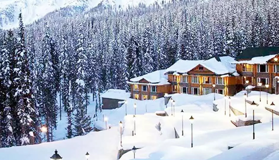 10 Places To Enjoy Snowfall in India