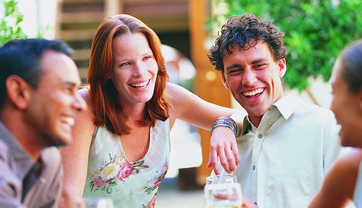 covid19,coronavirus se kaise bache,coronavirus precaution,avoid social gathering,avoid hand shake,coronavirus,Health,Health tips