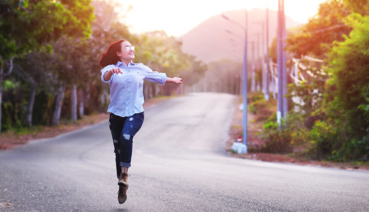 9 Ways to be a More Socially Conscious Person
