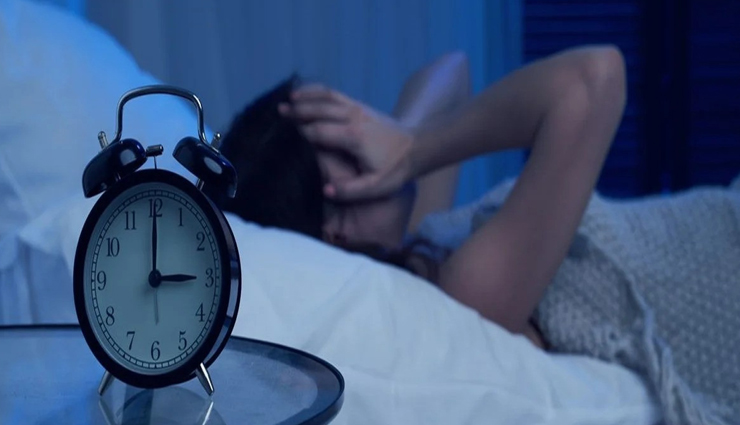 do not make the mistake of sleeping wearing socks in winter these problems may come,Health,healthy living