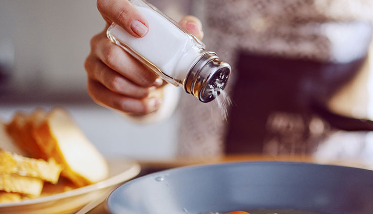 6 Tips To Increase Sodium Levels in the Elderly People